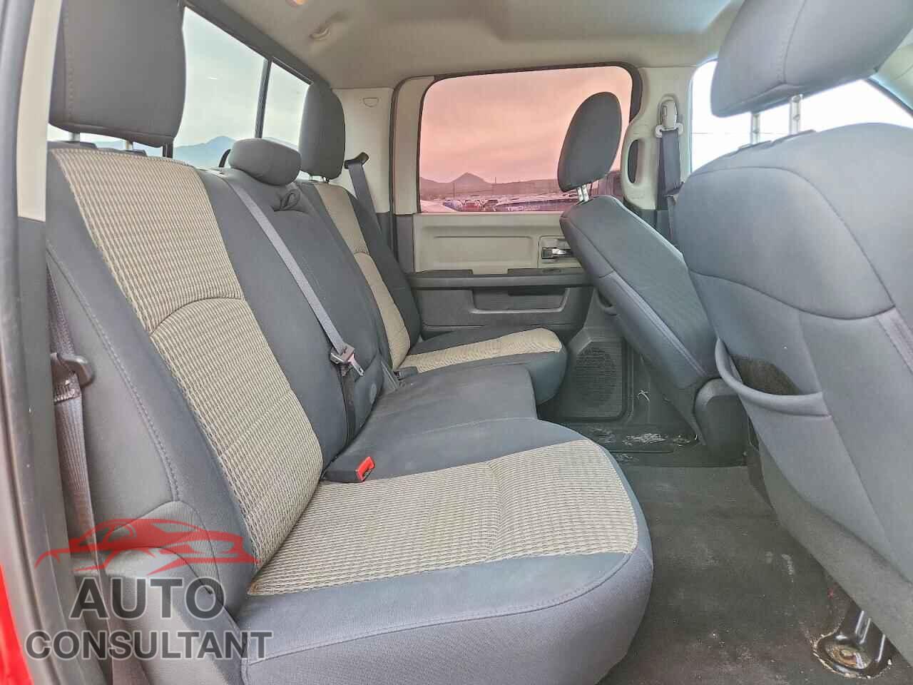 DODGE RAM 1500 2012 - 1C6RD6LT1CS290060