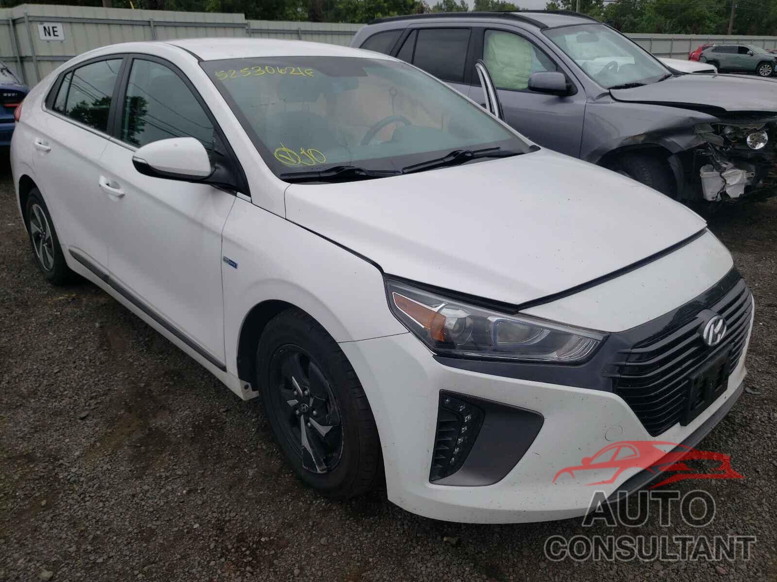 HYUNDAI IONIQ 2017 - KMHC75LC4HU035877