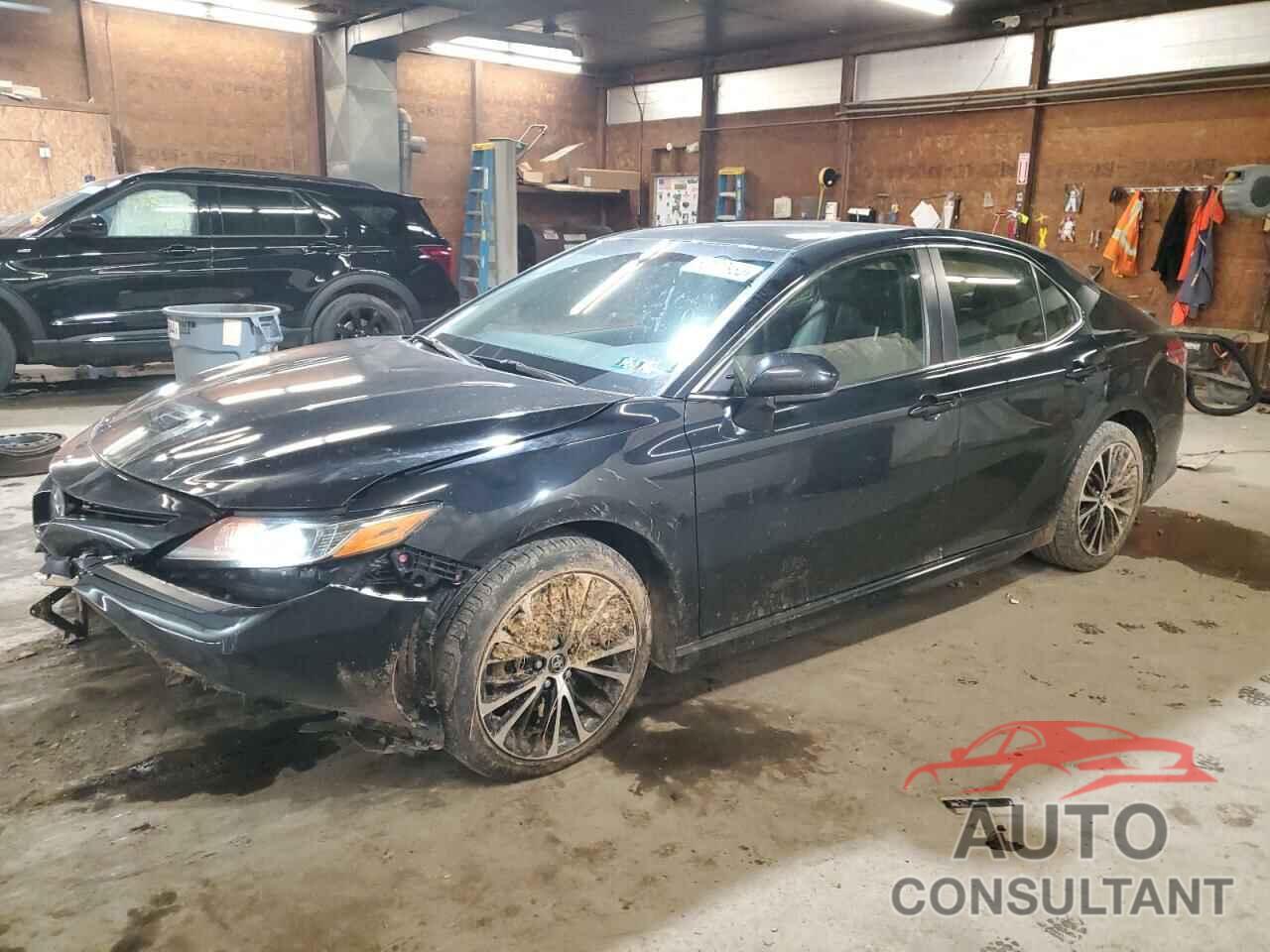TOYOTA CAMRY 2018 - JTNB11HK6J3015180