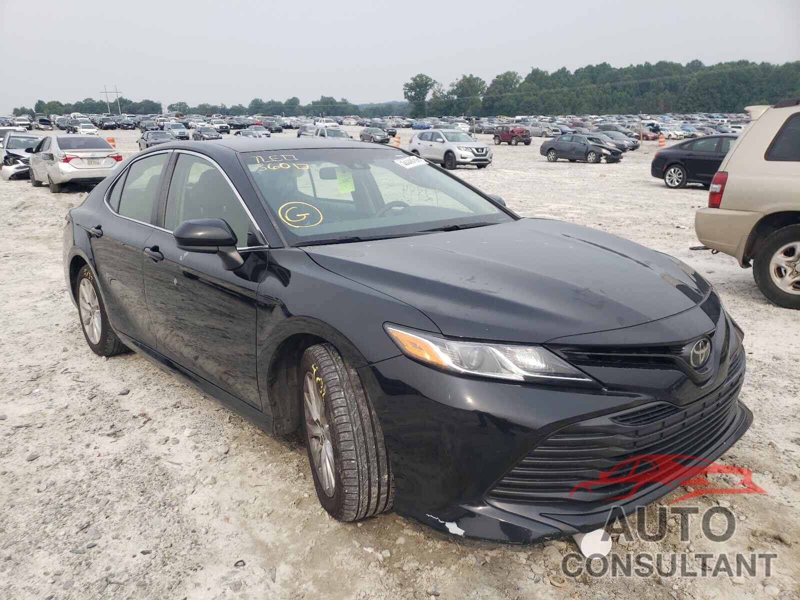 TOYOTA CAMRY 2018 - JTNB11HK8J3020414