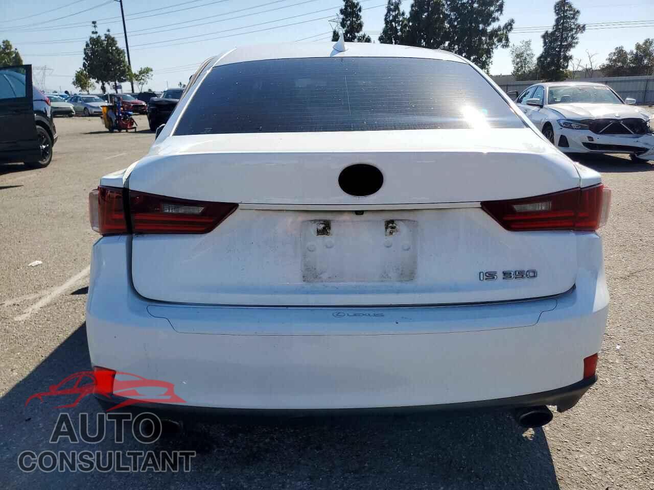 LEXUS IS 2014 - JTHBE1D2XE5010698
