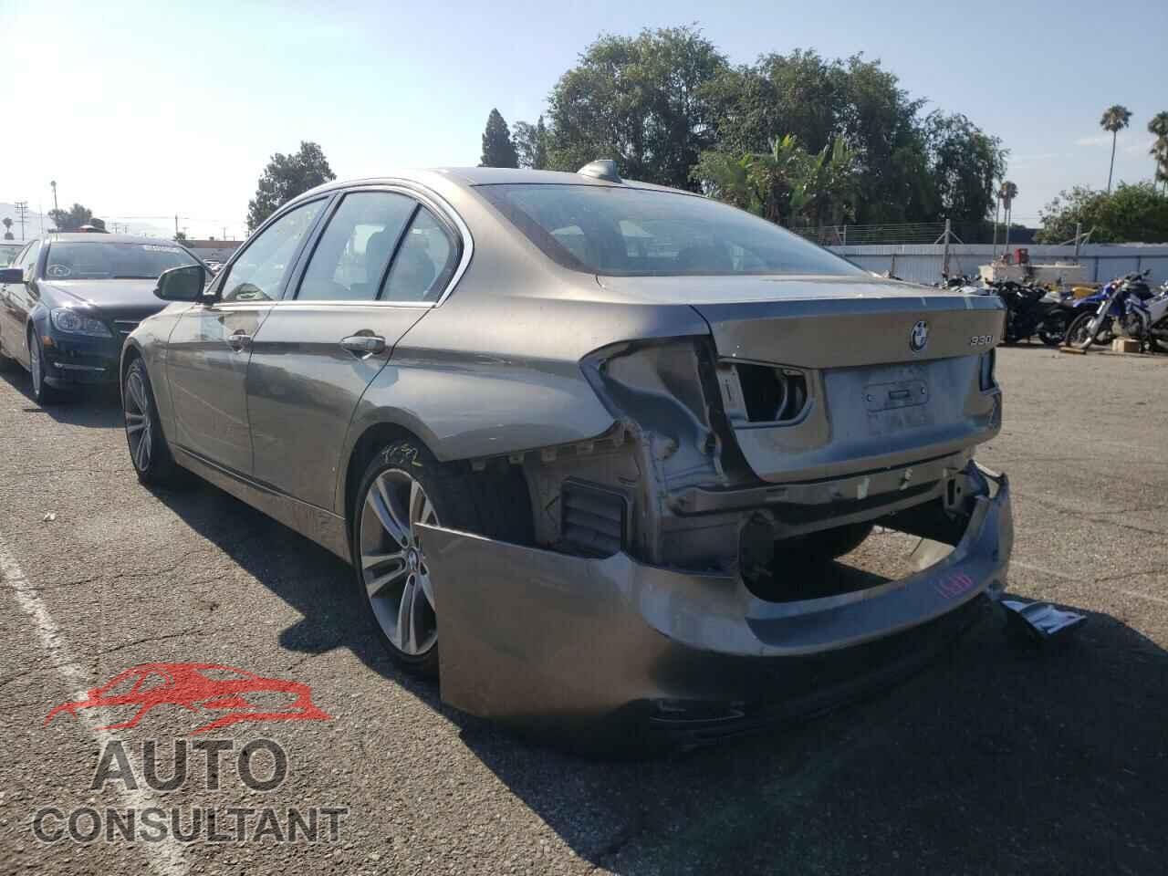BMW 3 SERIES 2018 - WBA8B9C55JEE82459