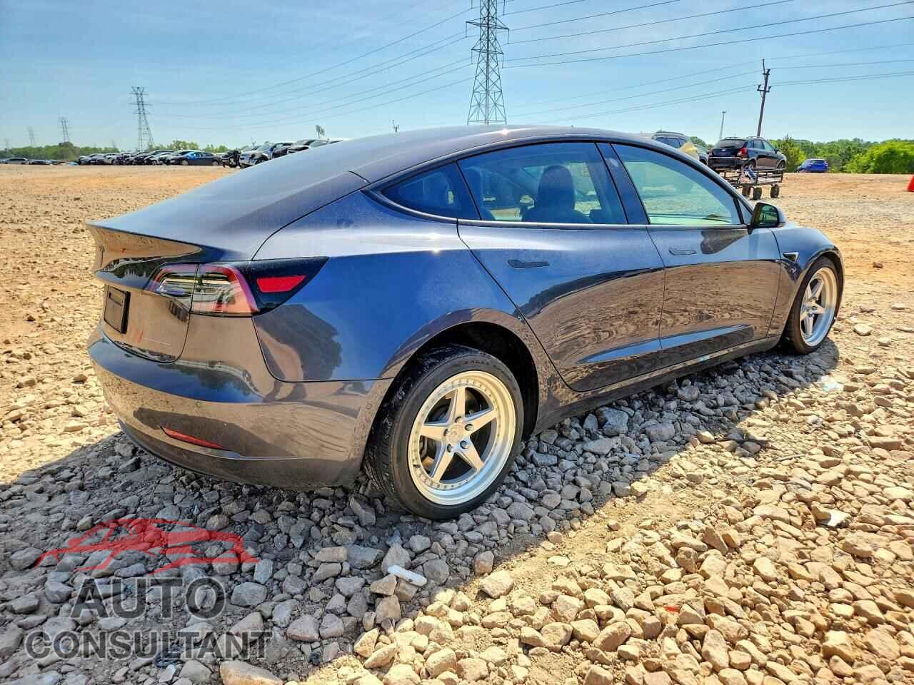TESLA MODEL 3 2020 - 5YJ3E1EC8LF586203
