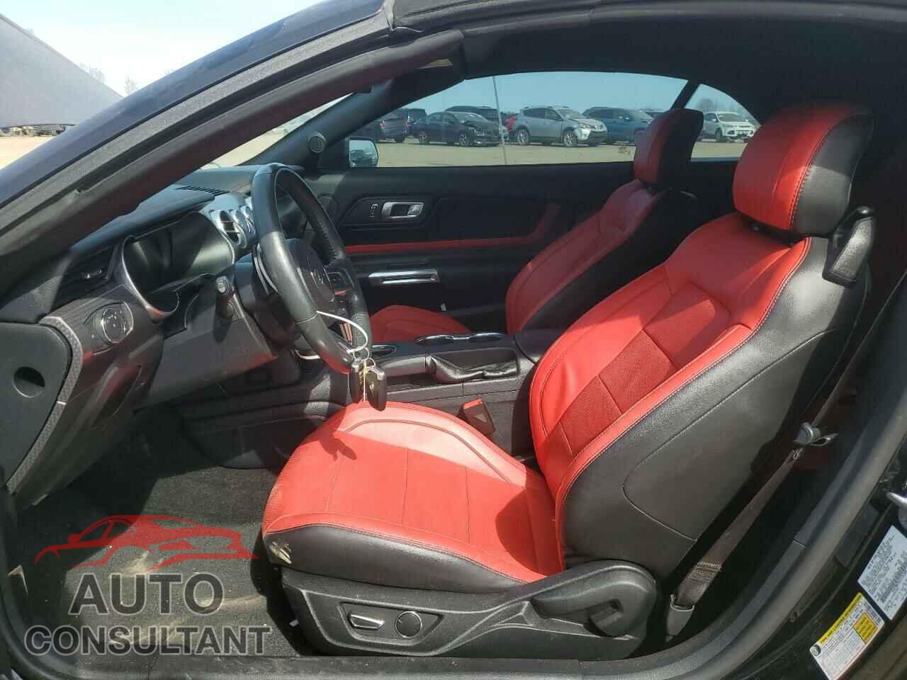 FORD MUSTANG 2018 - 1FATP8FF0J5116568