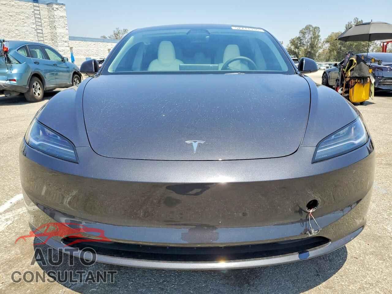 TESLA MODEL 3 2024 - 5YJ3E1EAXRF821370