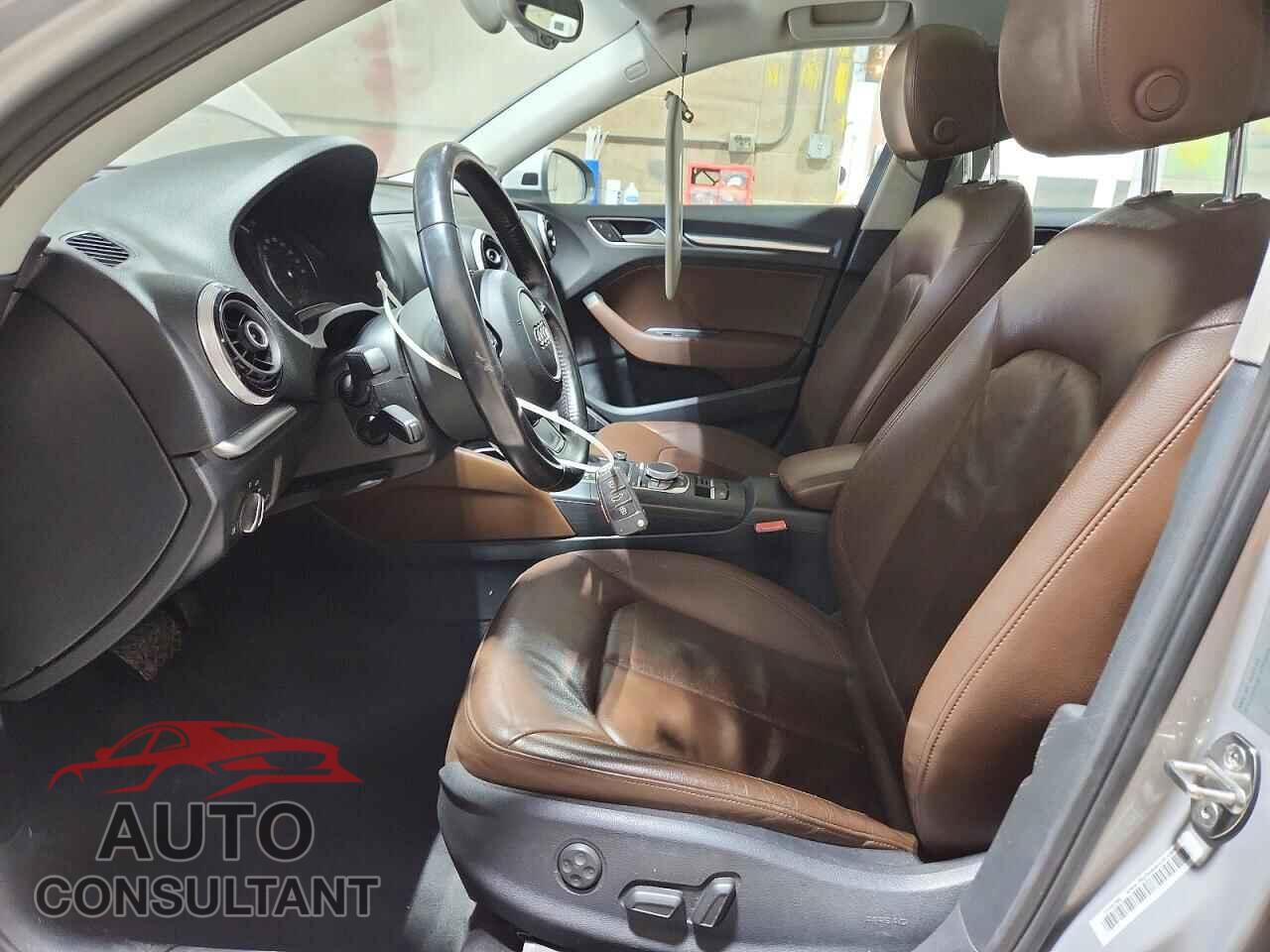 AUDI A3 2015 - WAUEFGFF6F1019600