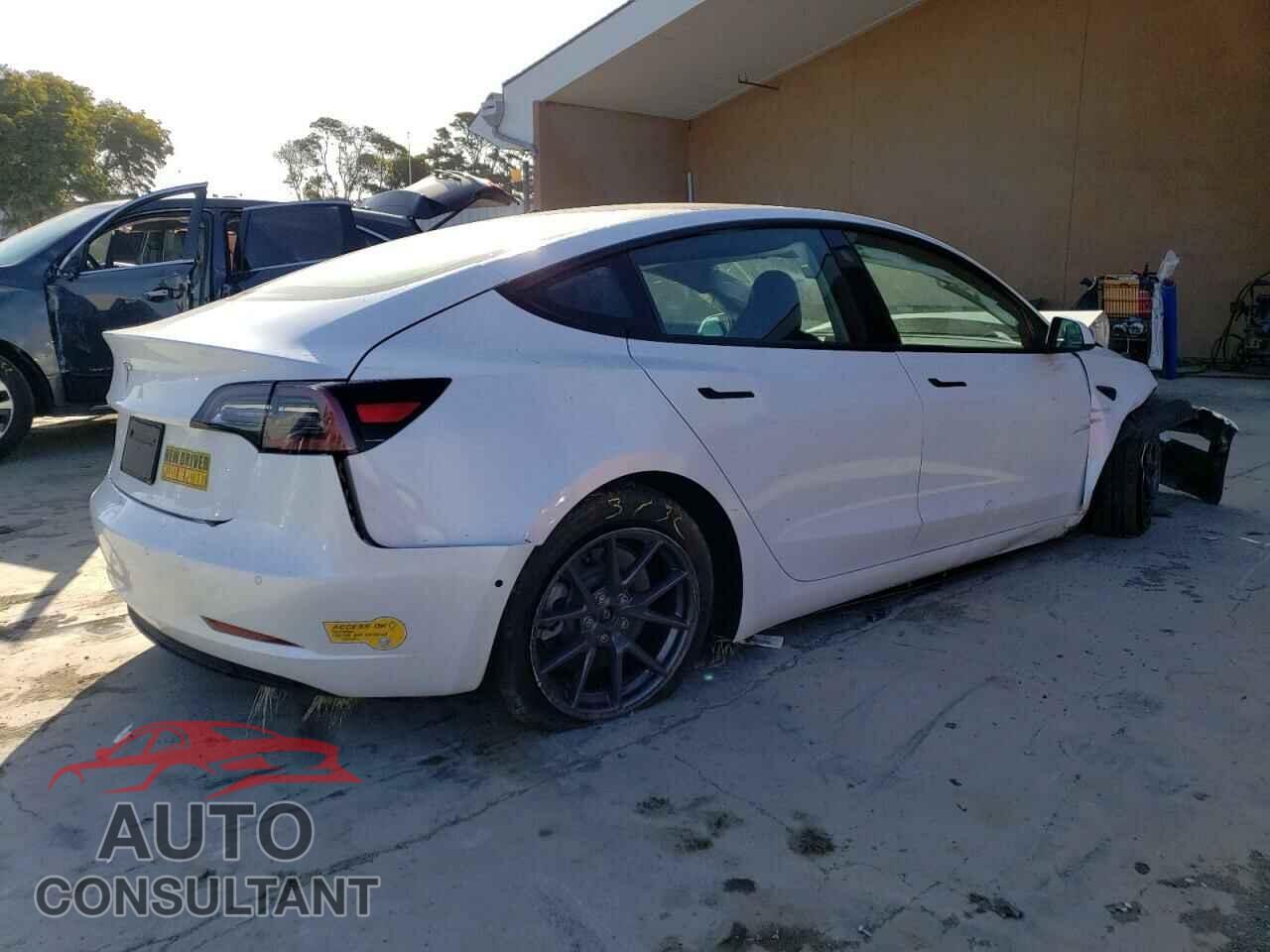 TESLA MODEL 3 2021 - 5YJ3E1EA4MF929833