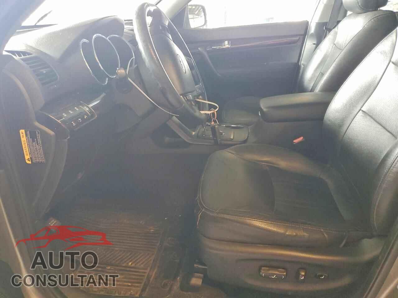 KIA SORENTO 2012 - 5XYKUDA29CG280830