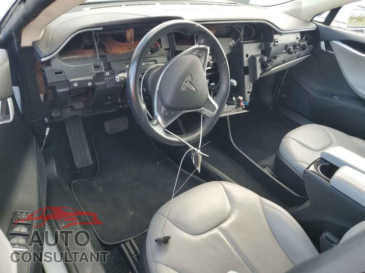 TESLA MODEL S 2014 - 5YJSA1H1XEFP55657