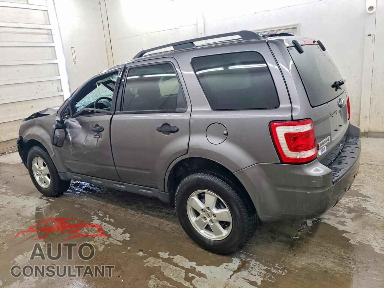 FORD ESCAPE 2010 - 1FMCU0DG3AKD24487