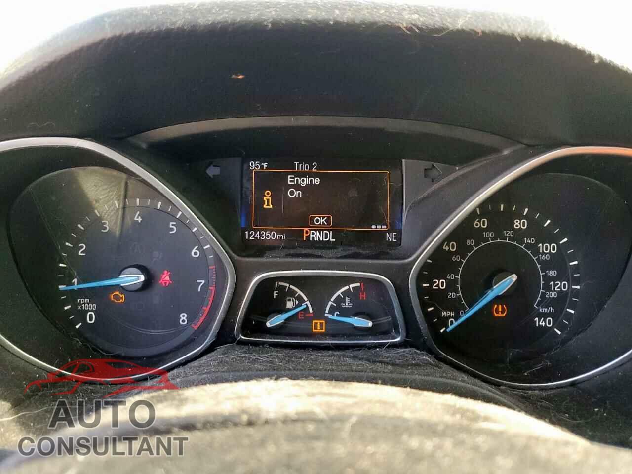 FORD FOCUS 2017 - 1FADP3F23HL204492