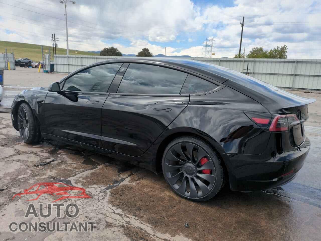 TESLA MODEL 3 2023 - 5YJ3E1ECXPF628019