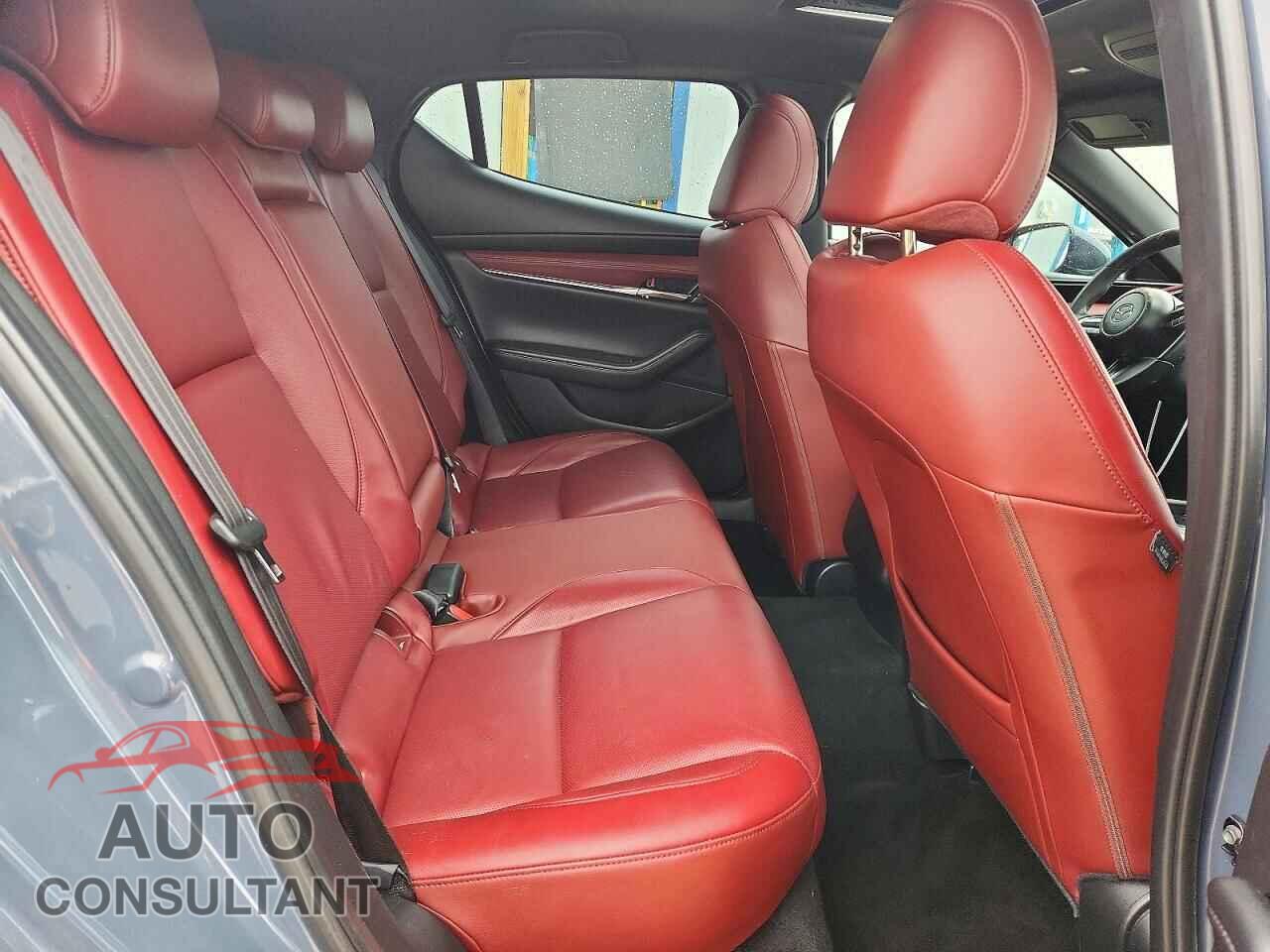 MAZDA 3 2021 - JM1BPBML2M1301034