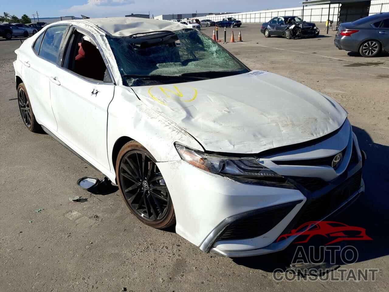 TOYOTA CAMRY 2021 - 4T1K61AKXMU587797