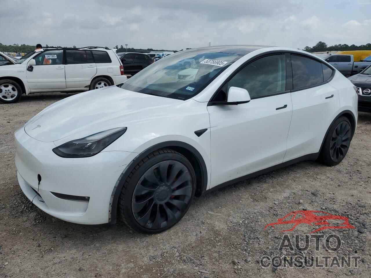 TESLA MODEL Y 2023 - 7SAYGDEF2PF595192