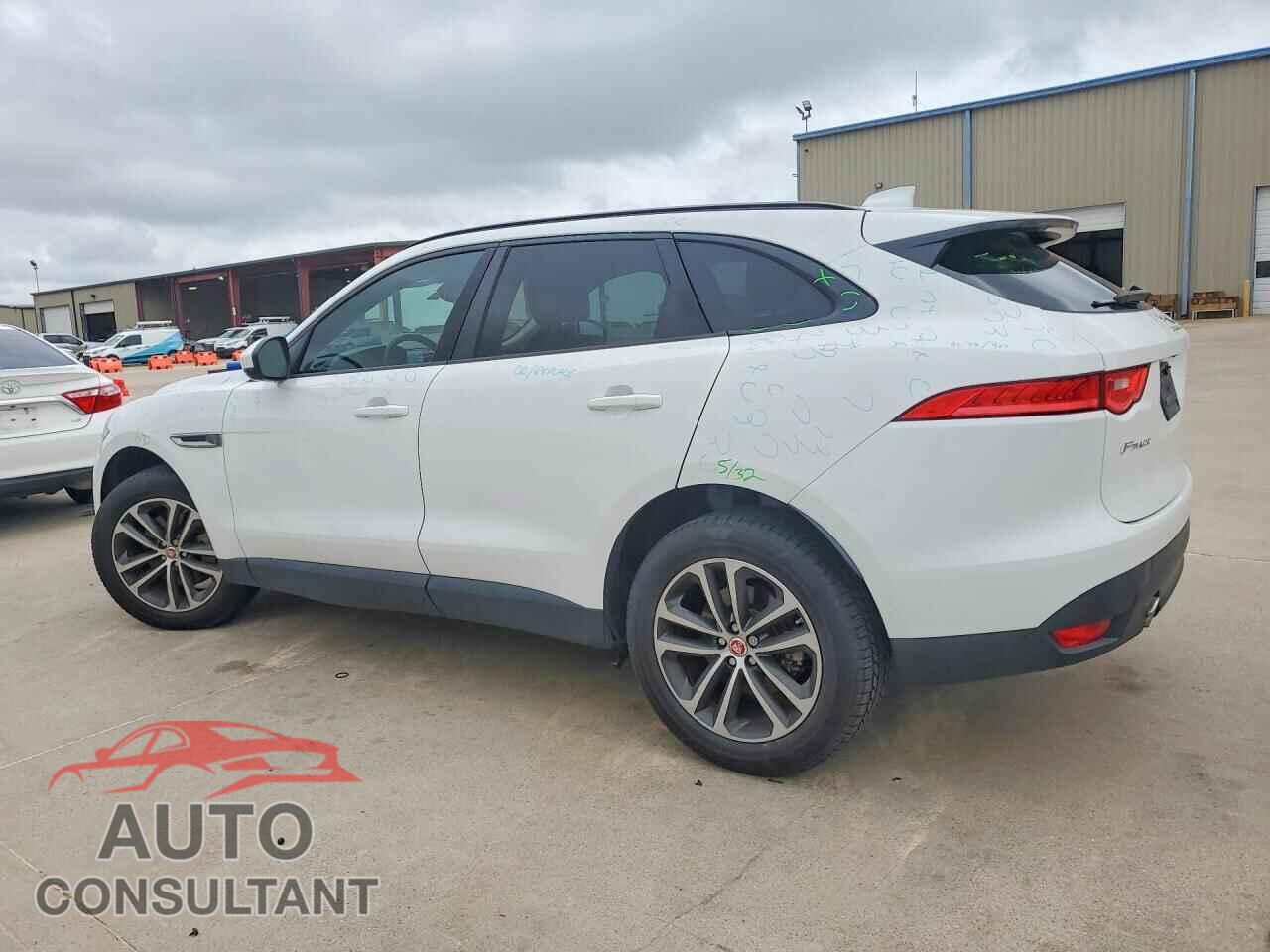 JAGUAR F-PACE 2018 - SADCJ2EV5JA243619