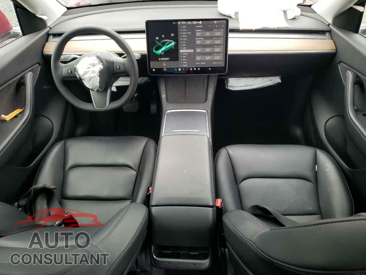 TESLA MODEL Y 2021 - 5YJYGDEE3MF189731