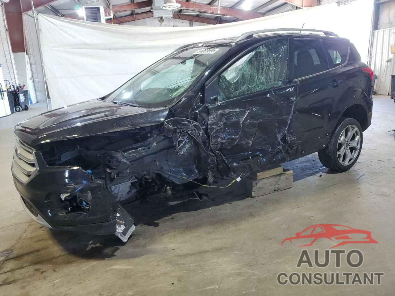 FORD ESCAPE 2019 - 1FMCU9J94KUB18112