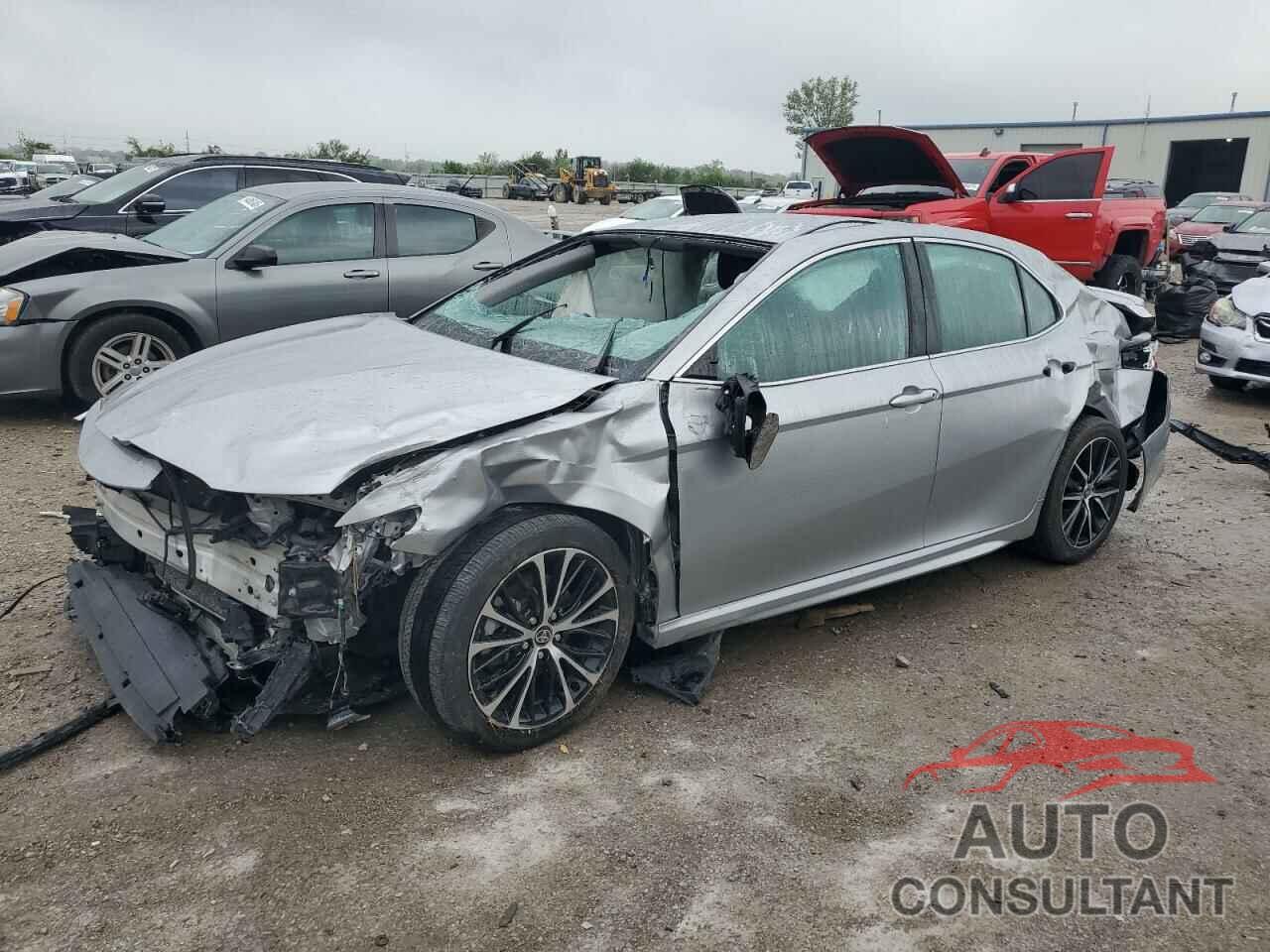TOYOTA CAMRY 2021 - 4T1G11AK0MU441445