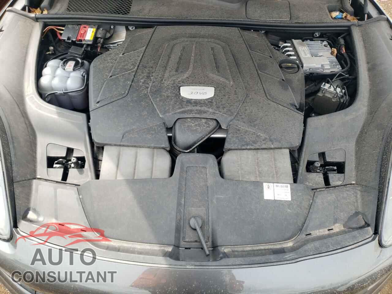PORSCHE CAYENNE 2021 - WP1AA2AY2MDA06476