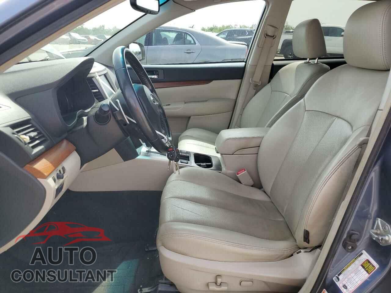 SUBARU OUTBACK 2013 - 4S4BRBLC0D3302758