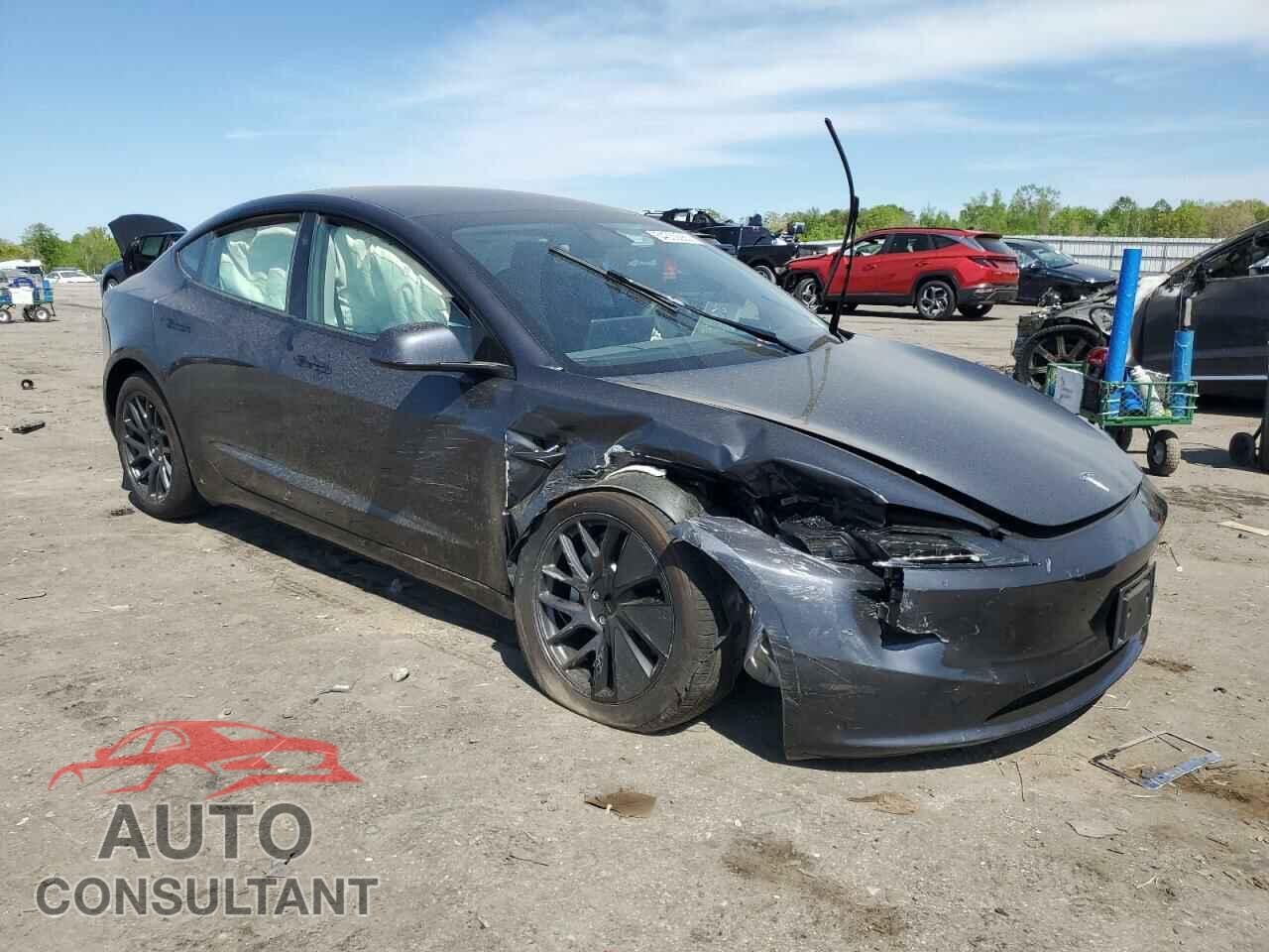 TESLA MODEL 3 2024 - 5YJ3E1EA2RF864875