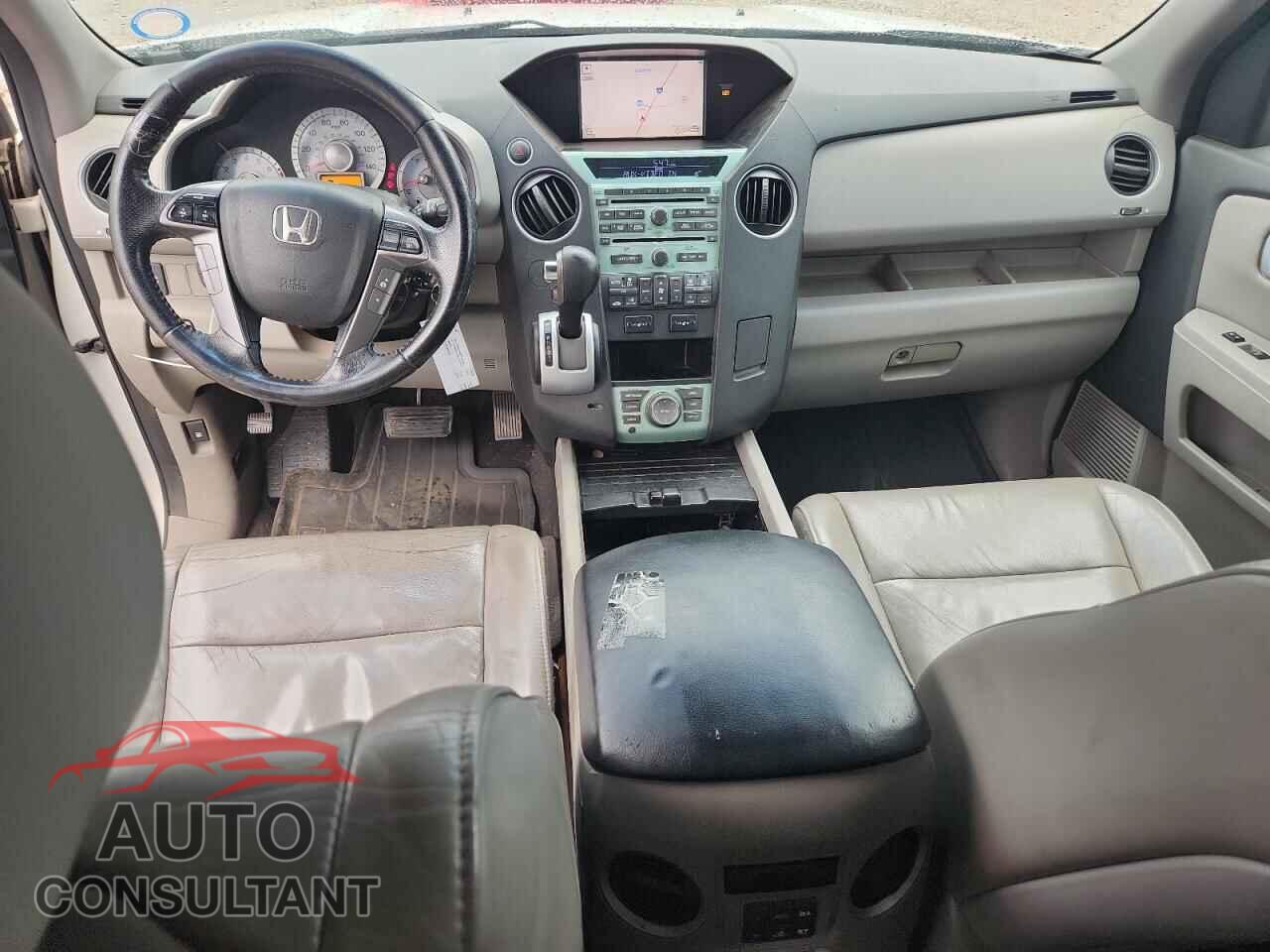 HONDA PILOT 2011 - 5FNYF3H92BB035357
