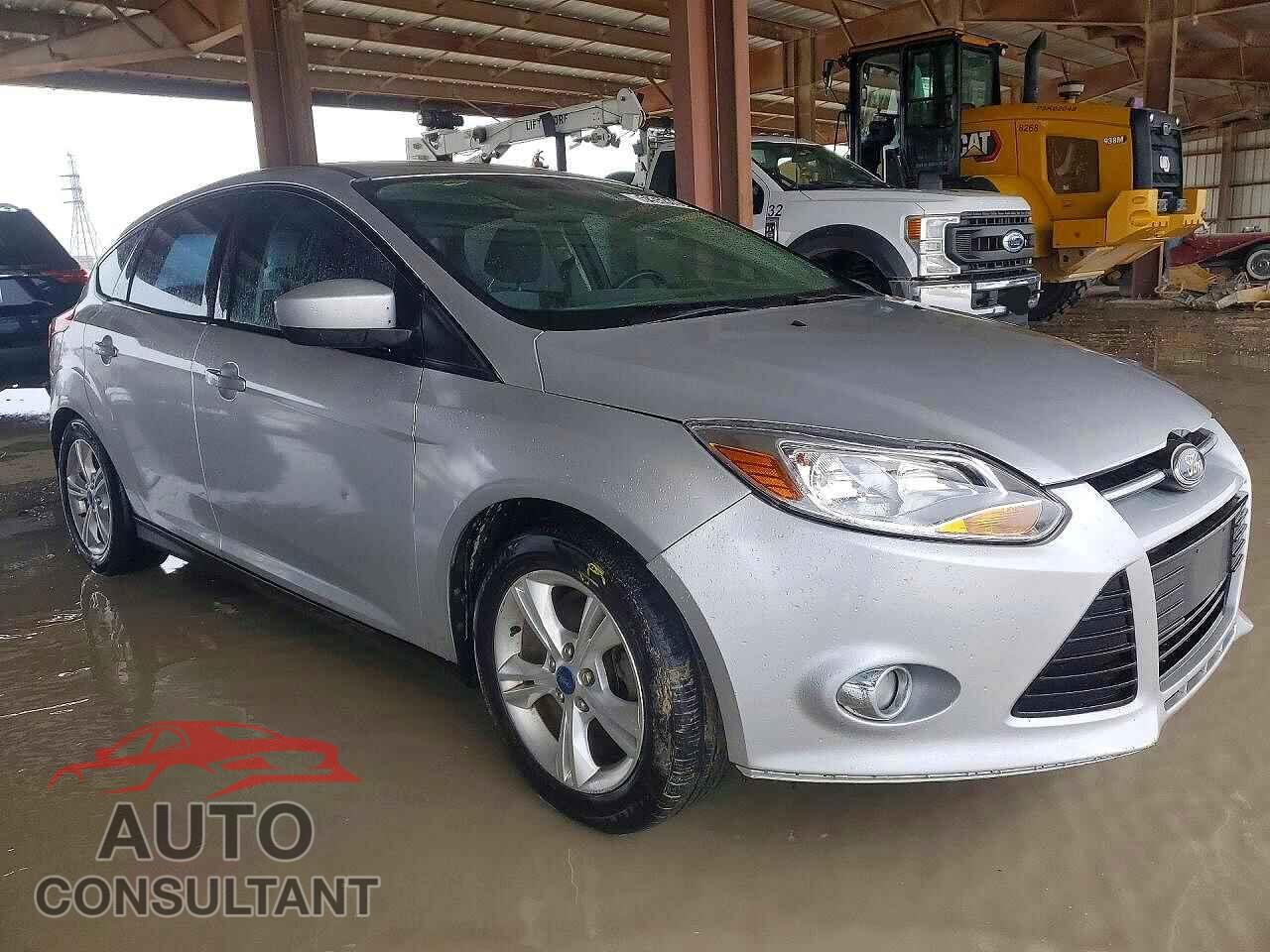 FORD FOCUS 2012 - 1FAHP3K21CL366413
