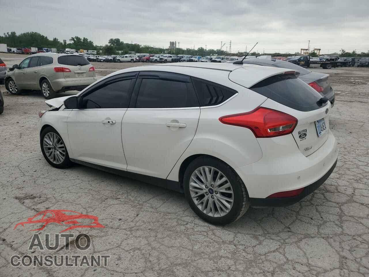 FORD FOCUS 2018 - 1FADP3N23JL220344