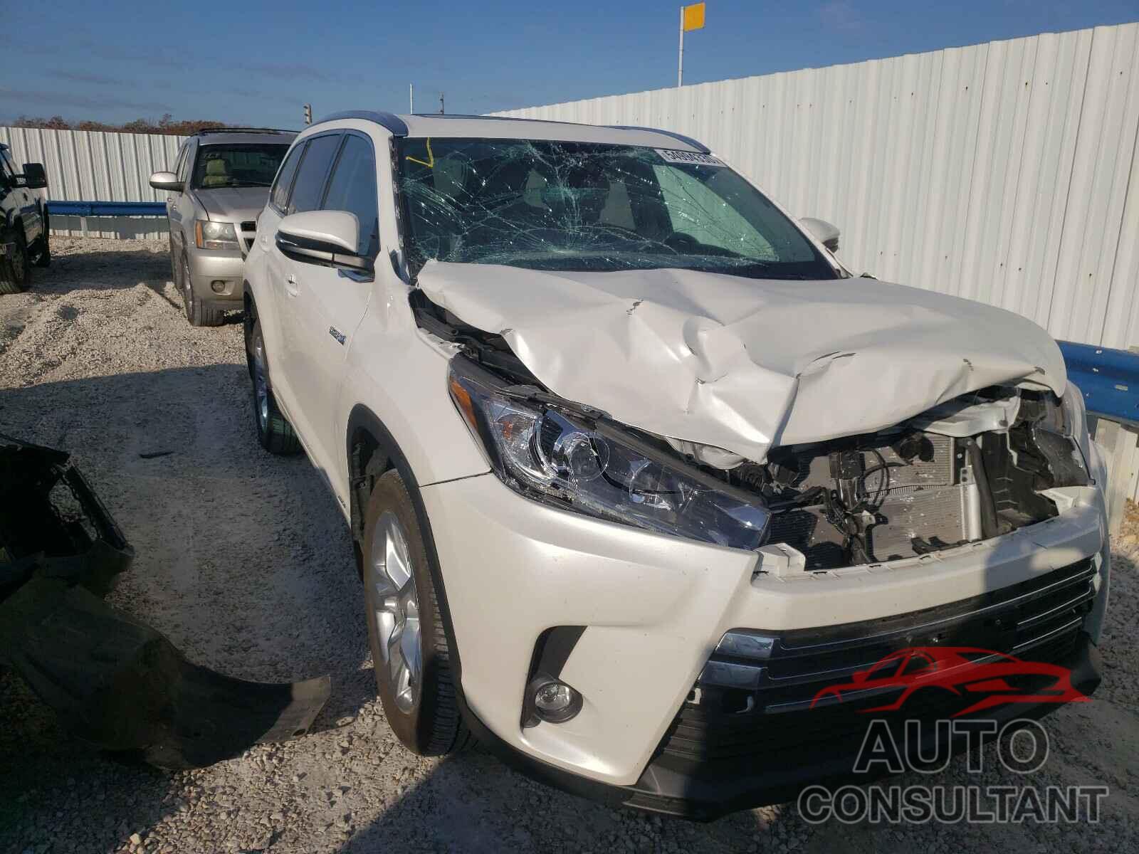 TOYOTA HIGHLANDER 2019 - 5TDDGRFH7KS078807