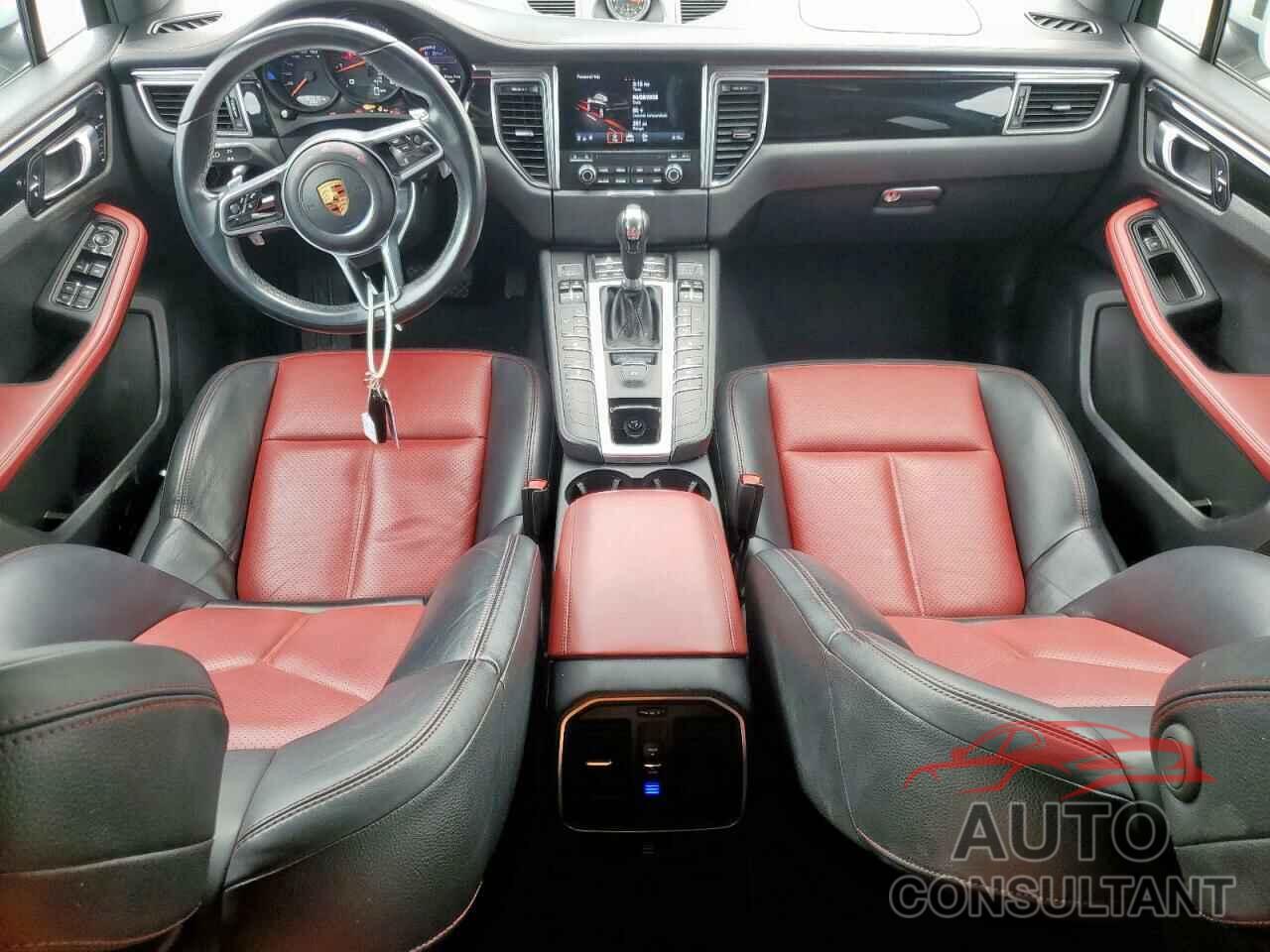 PORSCHE MACAN 2018 - WP1AA2A59JLB11149