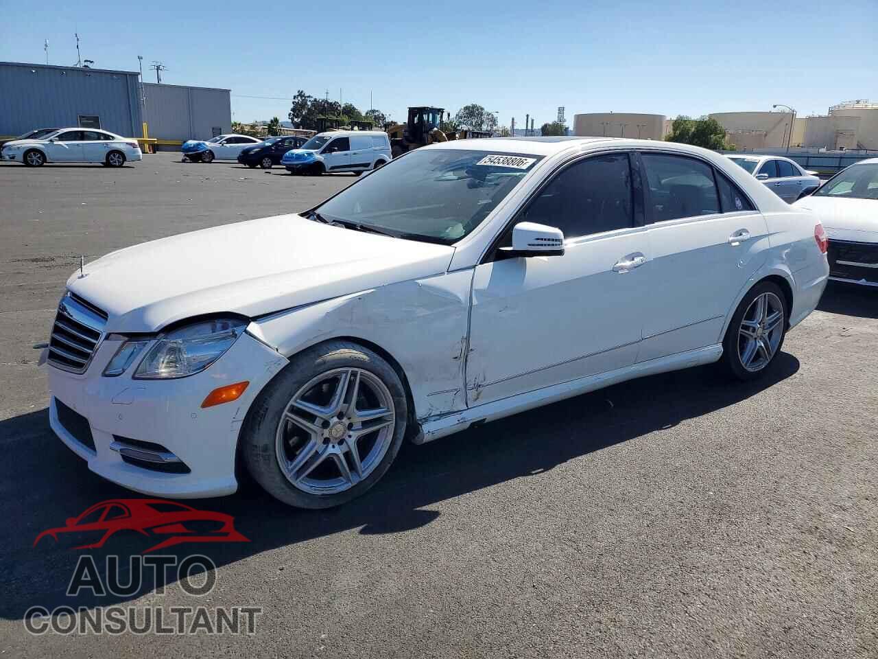 MERCEDES-BENZ E-CLASS 2013 - WDDHF5KB2DA761969