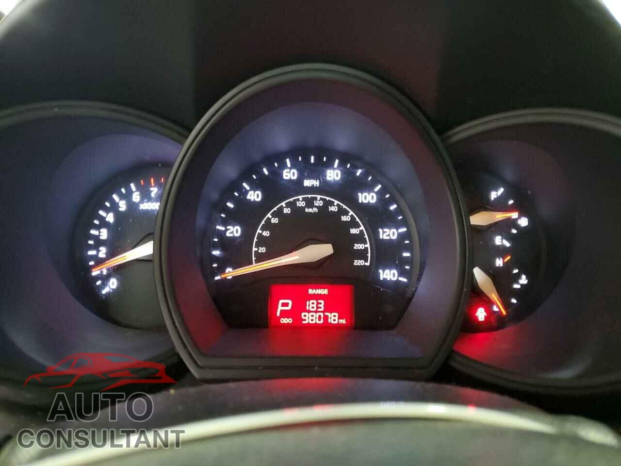 KIA RIO 2014 - KNADM4A33E6417068