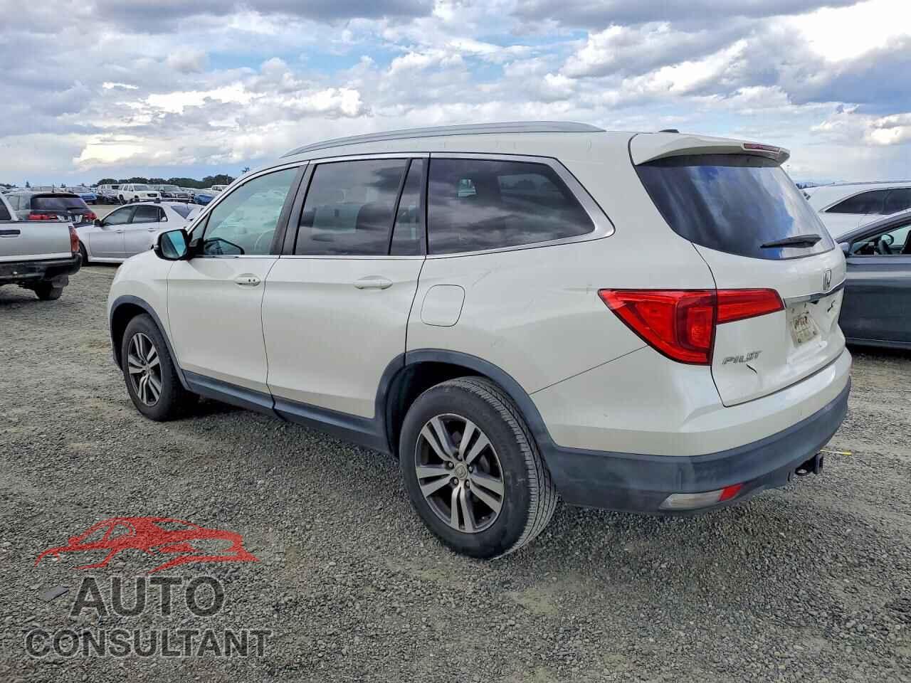 HONDA PILOT 2016 - 5FNYF5H58GB015596