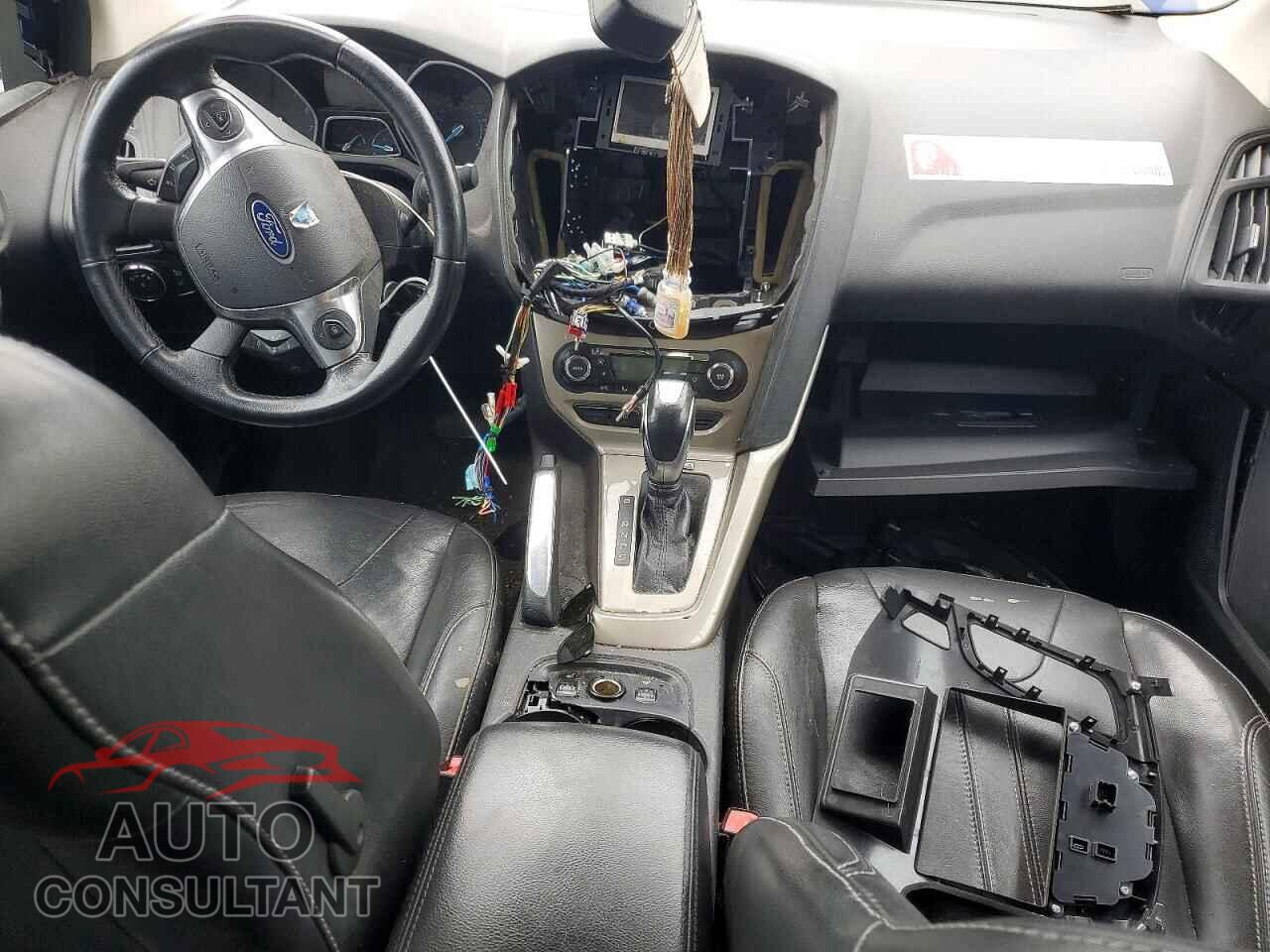 FORD FOCUS 2012 - 1FAHP3H26CL309289