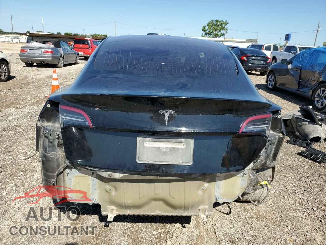 TESLA MODEL 3 2018 - 5YJ3E1EA9JF172018