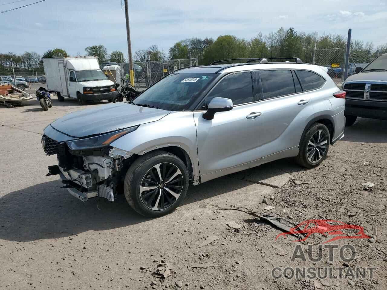 TOYOTA HIGHLANDER 2021 - 5TDJZRBH4MS137835