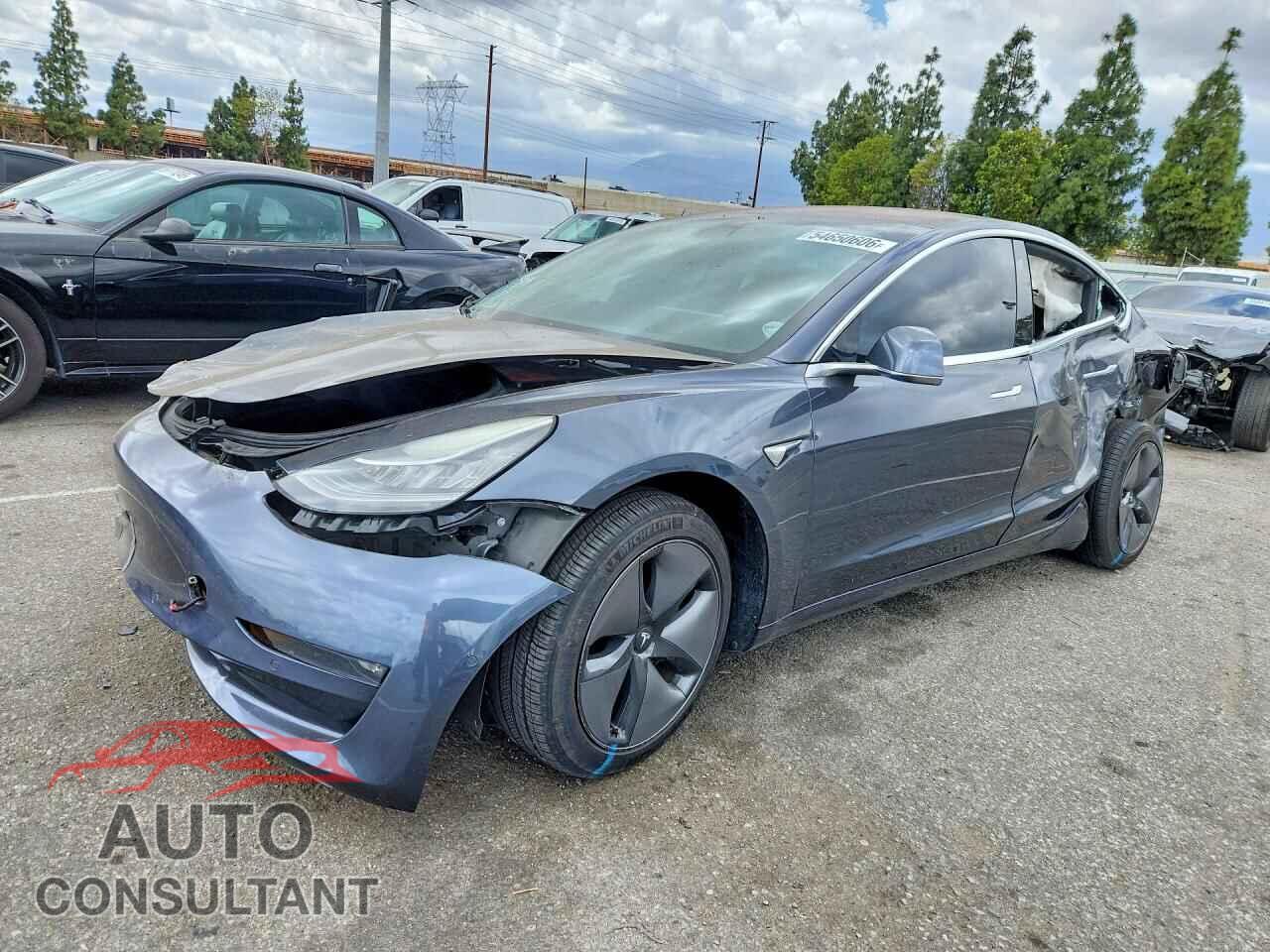 TESLA MODEL 3 2018 - 5YJ3E1EA9JF019042