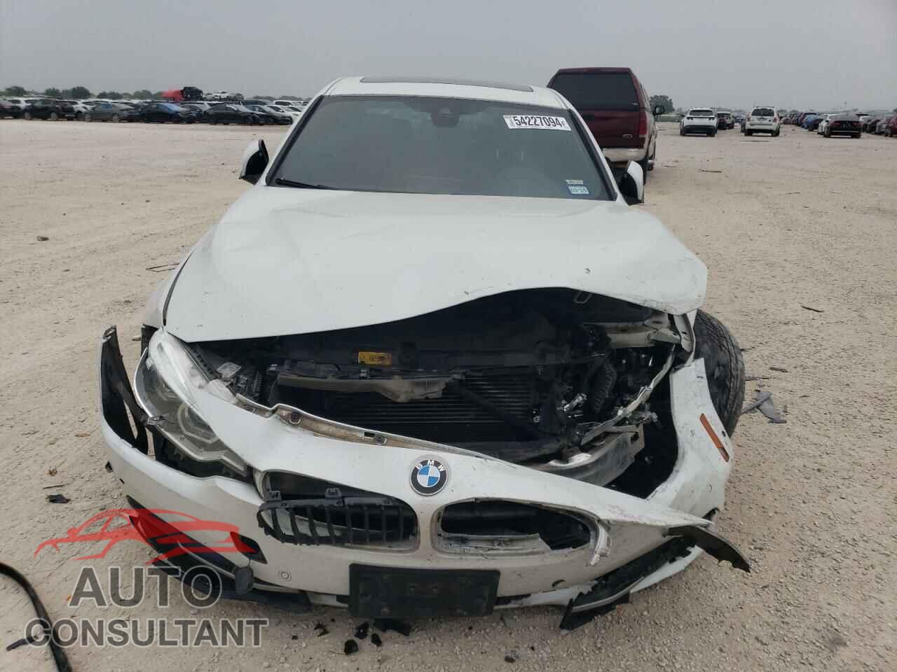BMW 3 SERIES 2017 - WBA8E1C31HA029669