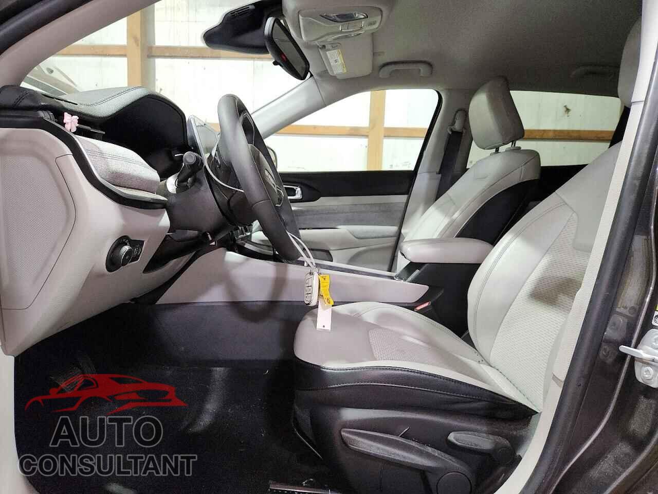 JEEP COMPASS 2022 - 3C4NJDBB4NT140264