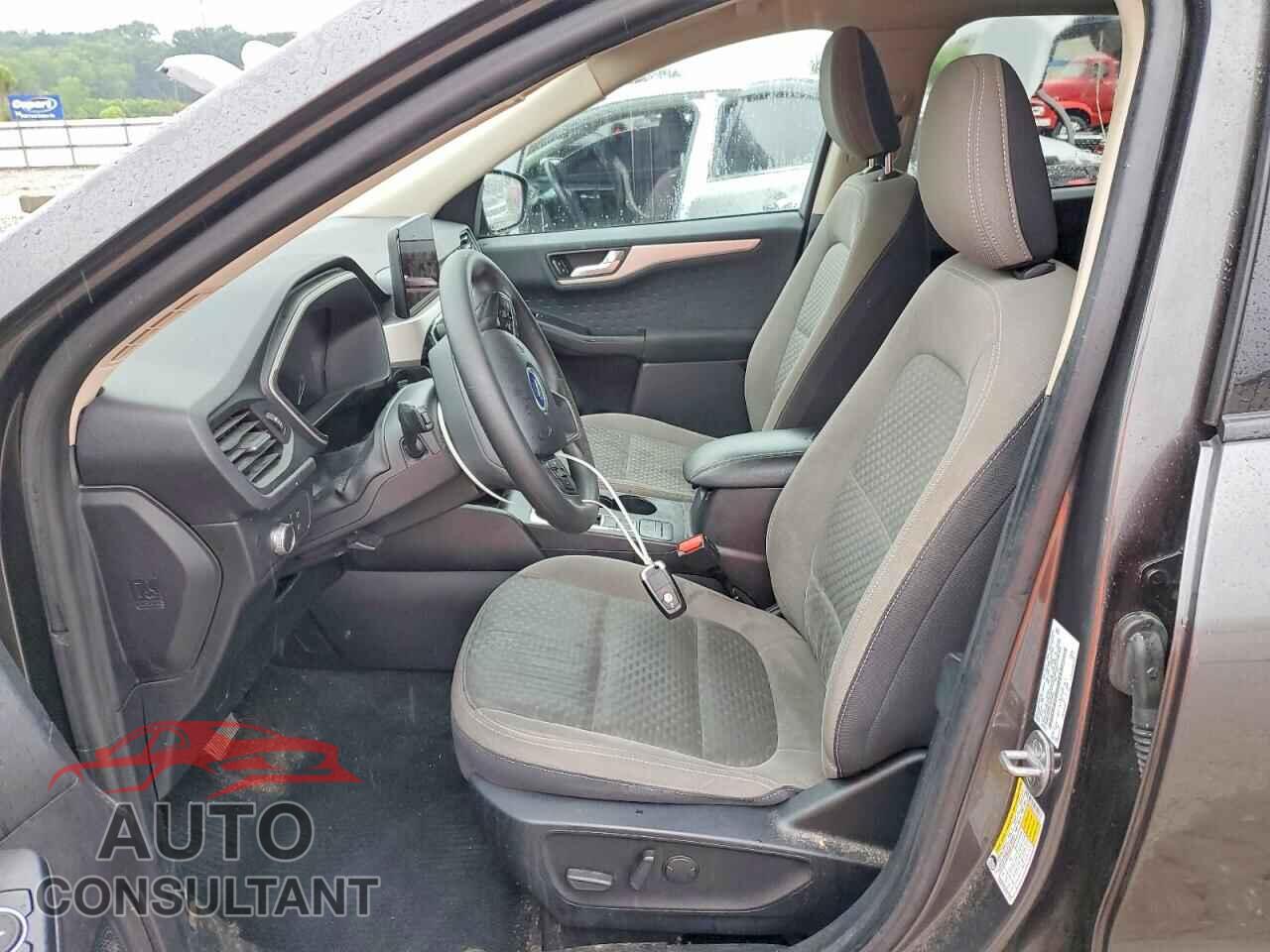 FORD ESCAPE 2020 - 1FMCU9G69LUA28629