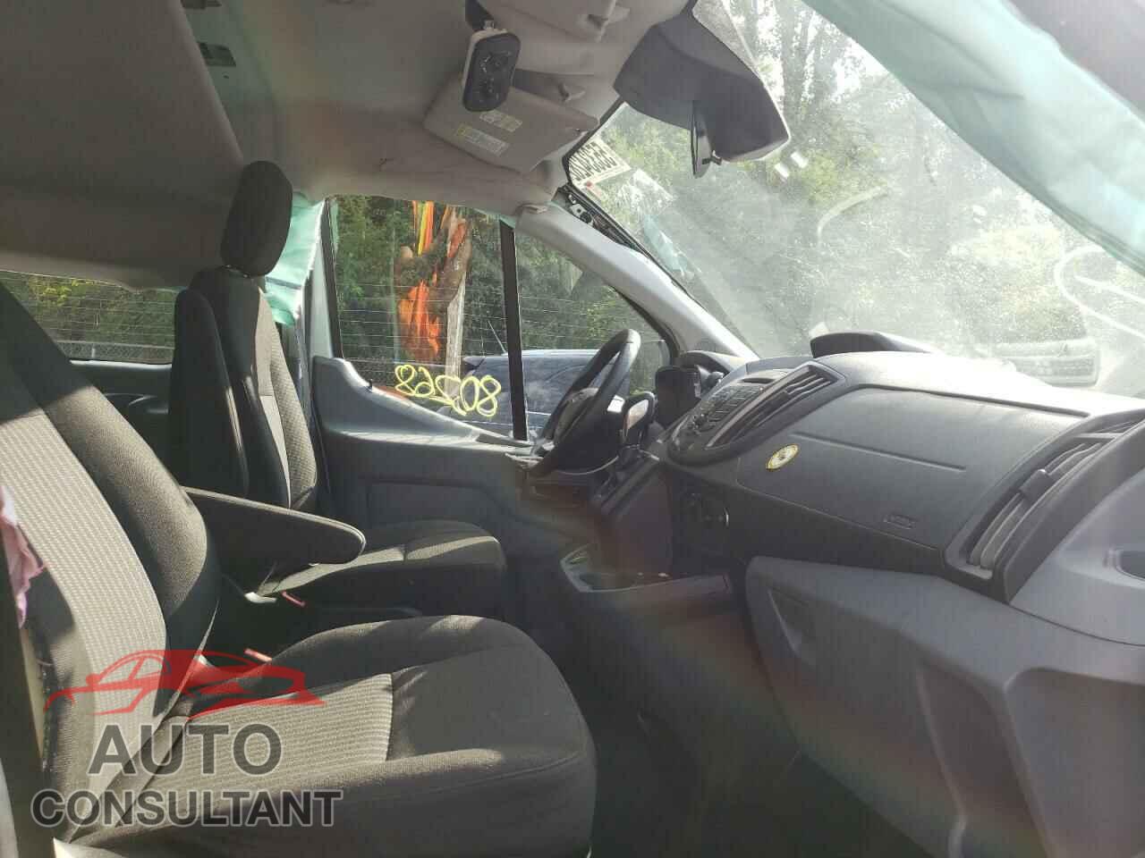 FORD TRANSIT 2017 - 1FBZX2ZM8HKA55823