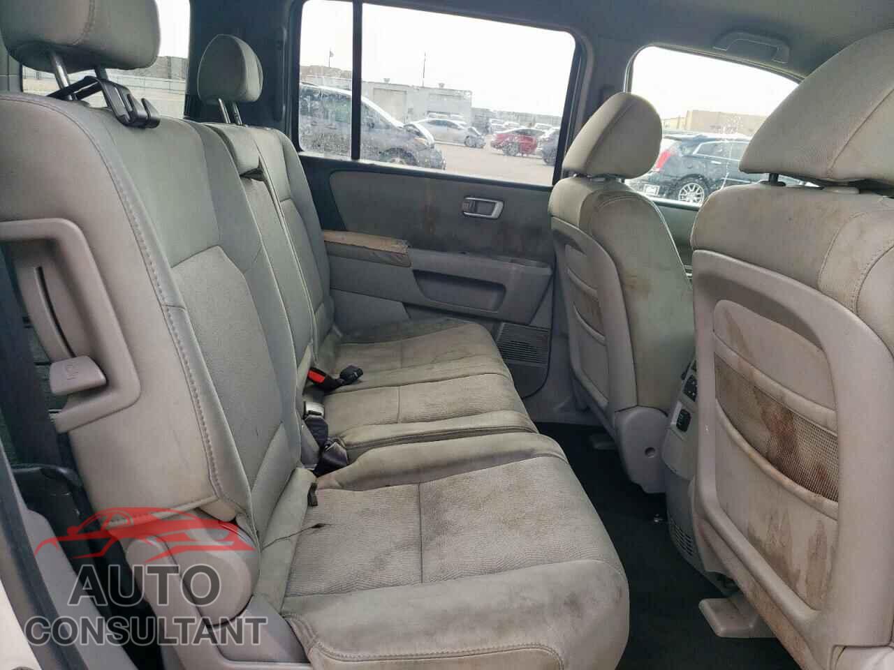 HONDA PILOT 2009 - 5FNYF38239B024686