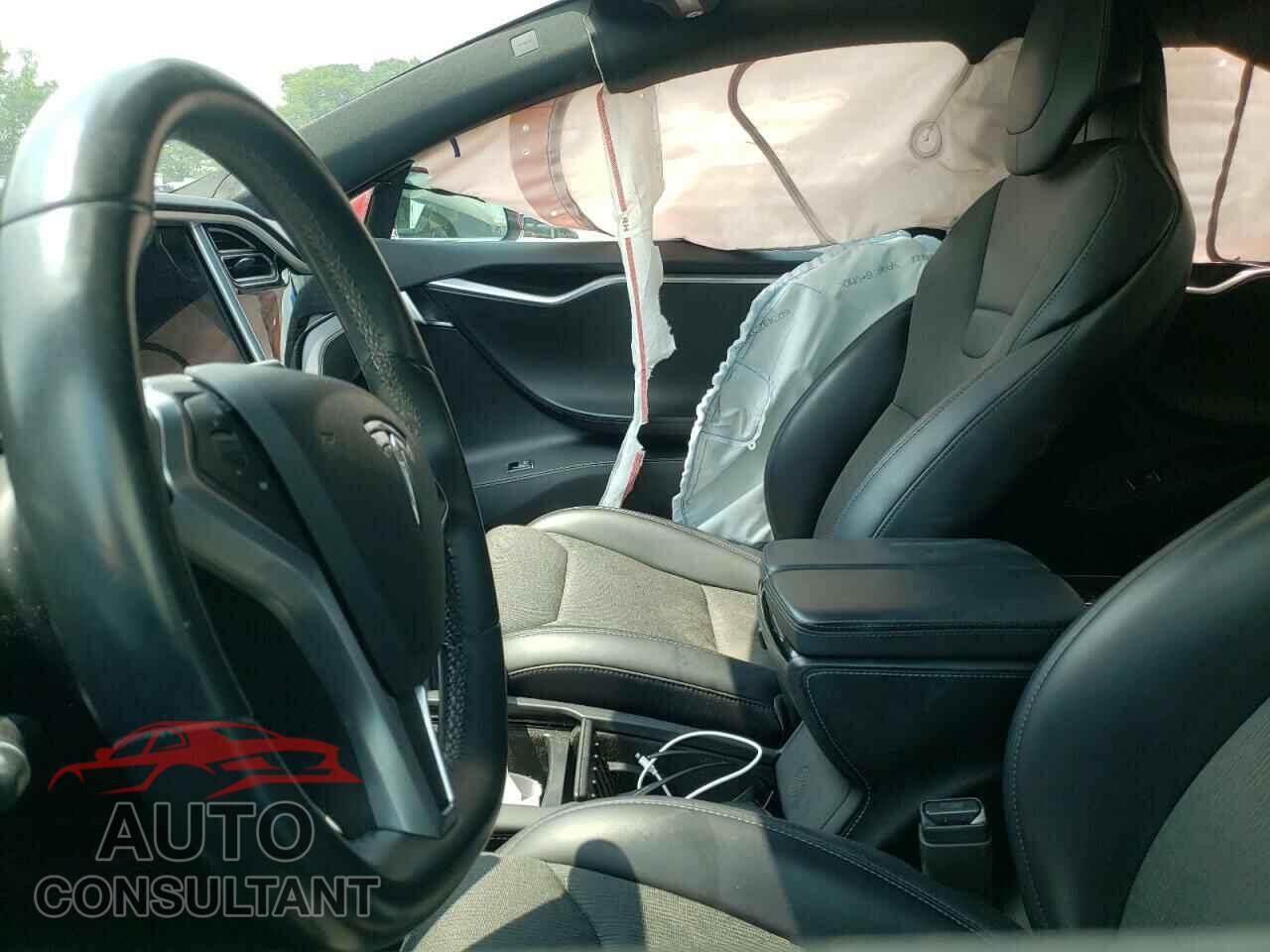 TESLA MODEL S 2017 - 5YJSA1E24HF210894