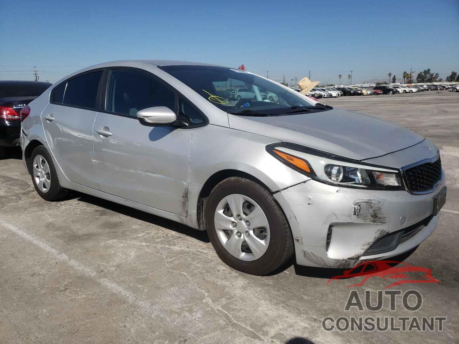 KIA FORTE 2017 - 3KPFK4A77HE022443