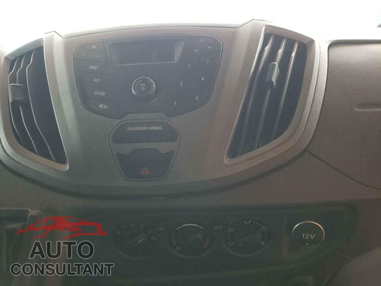 FORD TRANSIT 2017 - 1FTYR1CM8HKB20836