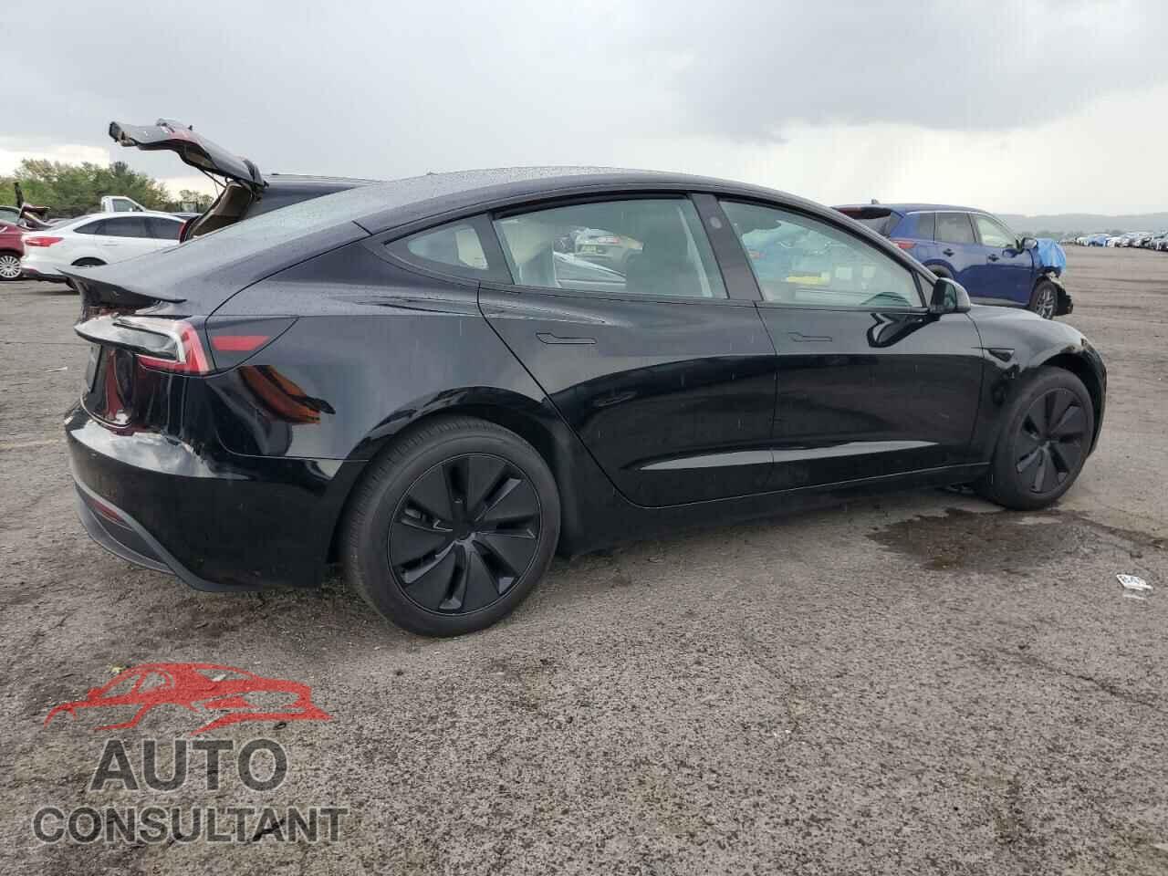 TESLA MODEL 3 2024 - 5YJ3E1EA5RF860464