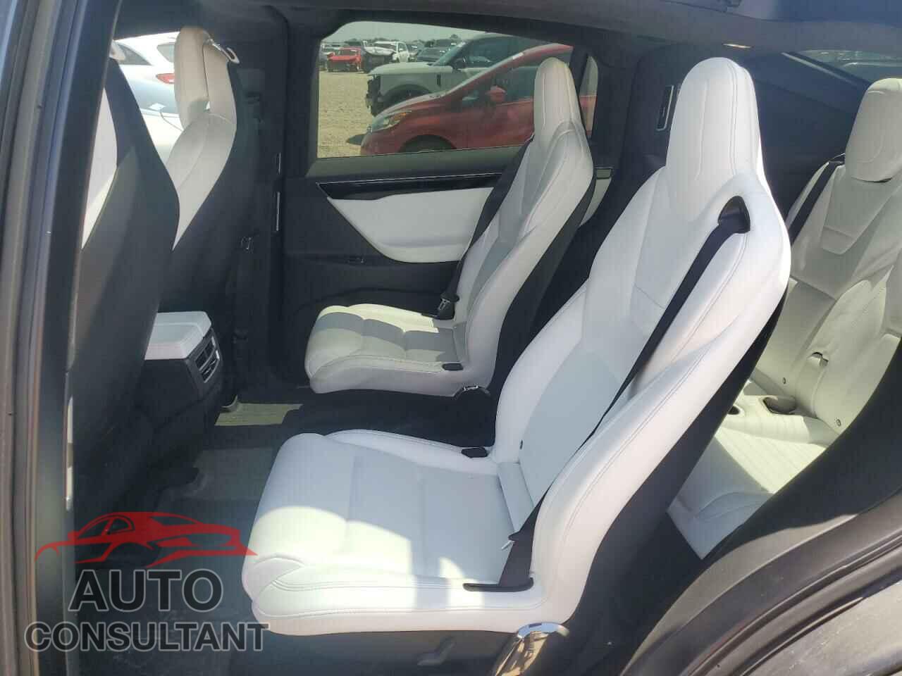 TESLA MODEL X 2017 - 5YJXCBE21HF063925