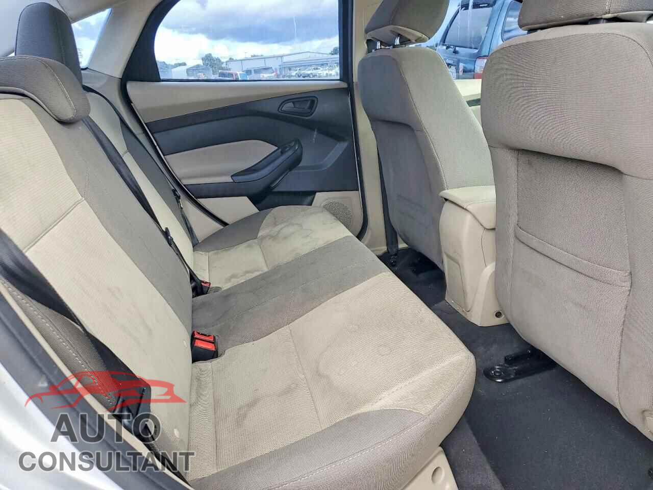 FORD FOCUS 2012 - 1FAHP3F23CL456978