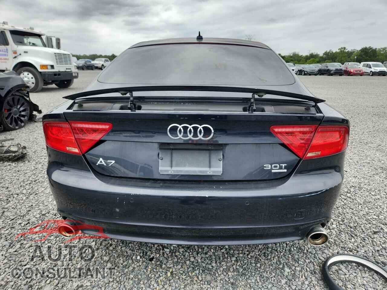 AUDI A7 2013 - WAUYGAFC2DN018933